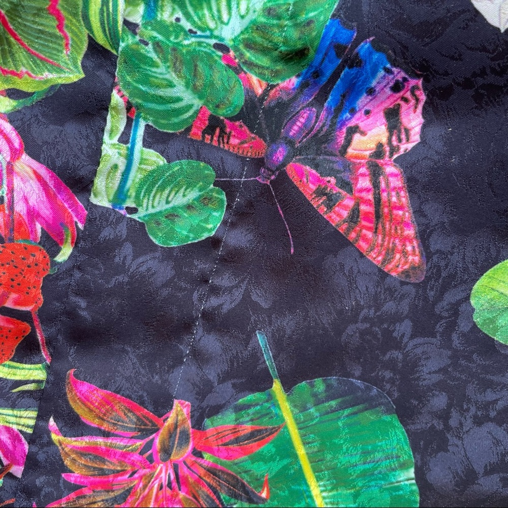 SOLD ๐ MANGO Tropical Parrot Butterfly Floral Oversized Satin Blazer XS - Picture 15 of 15